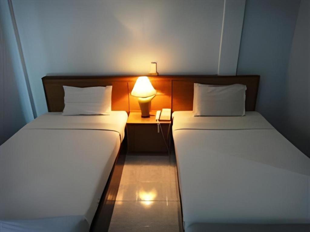 Kasem Garden Hotel Surin Ban Nong Tao Buitenkant foto