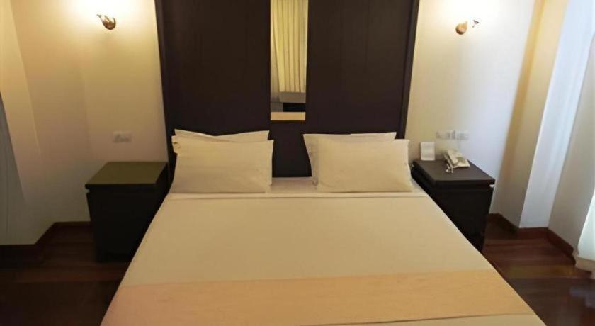 Kasem Garden Hotel Surin Ban Nong Tao Buitenkant foto