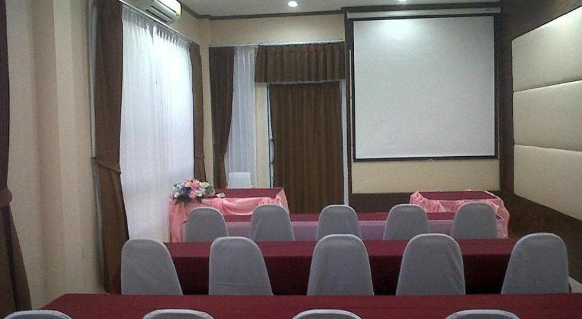 Kasem Garden Hotel Surin Ban Nong Tao Buitenkant foto