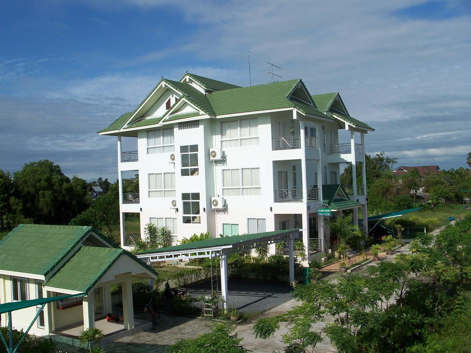 Kasem Garden Hotel Surin Ban Nong Tao Buitenkant foto